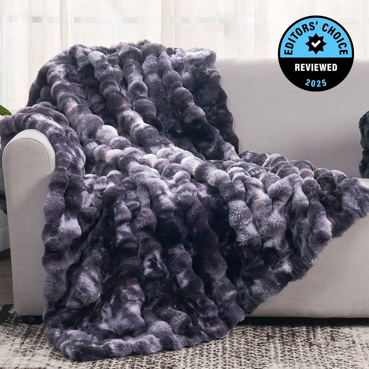 Luxurious Bubble Faux Fur Throw Blanket - Black