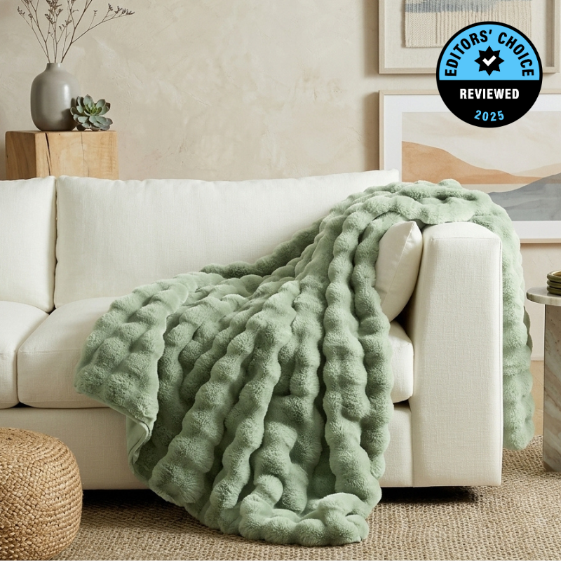 Cozy Bliss Luxurious Bubble Faux Fur Throw Blanket in sage green front view #Color_Sage Green