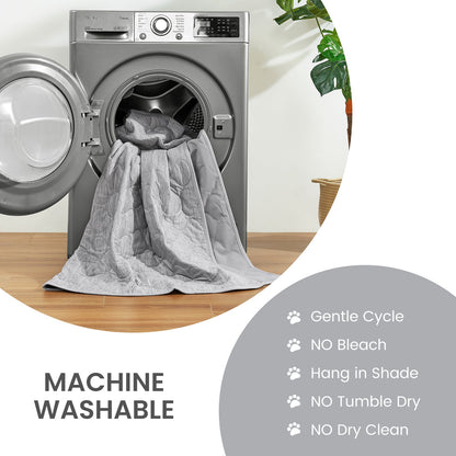 Machine washable cooling blanket for pets with washing instructions for easy care at home.#color_Light Grey