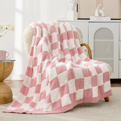 Checkered Faux Fur Feather Yarn Throw Blanket