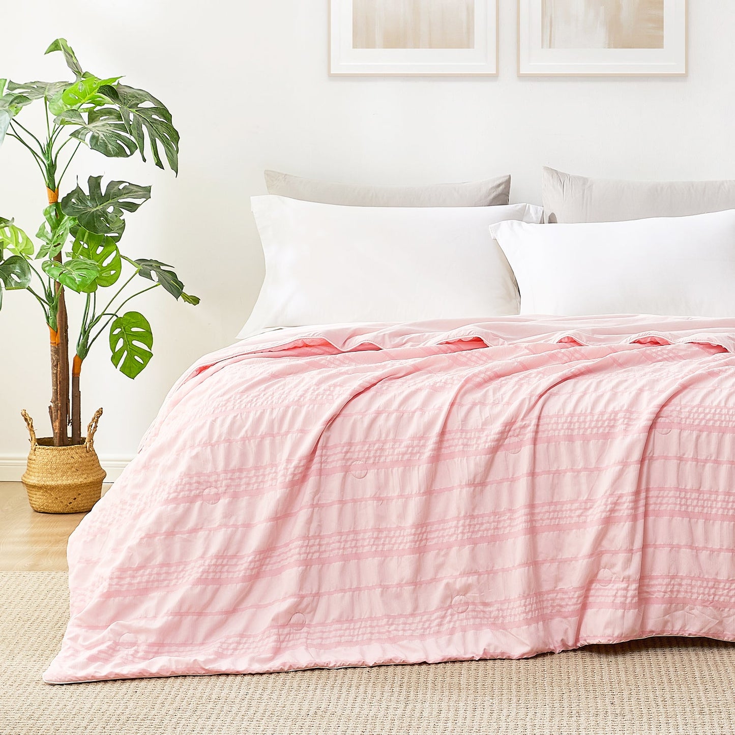 Seersucker Cooling Comforter