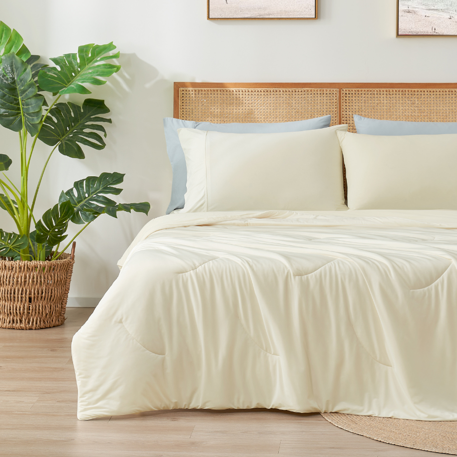 Cozy Bliss Ultra Cooling Double-sided Comforter front view.#color_Snow Ivory