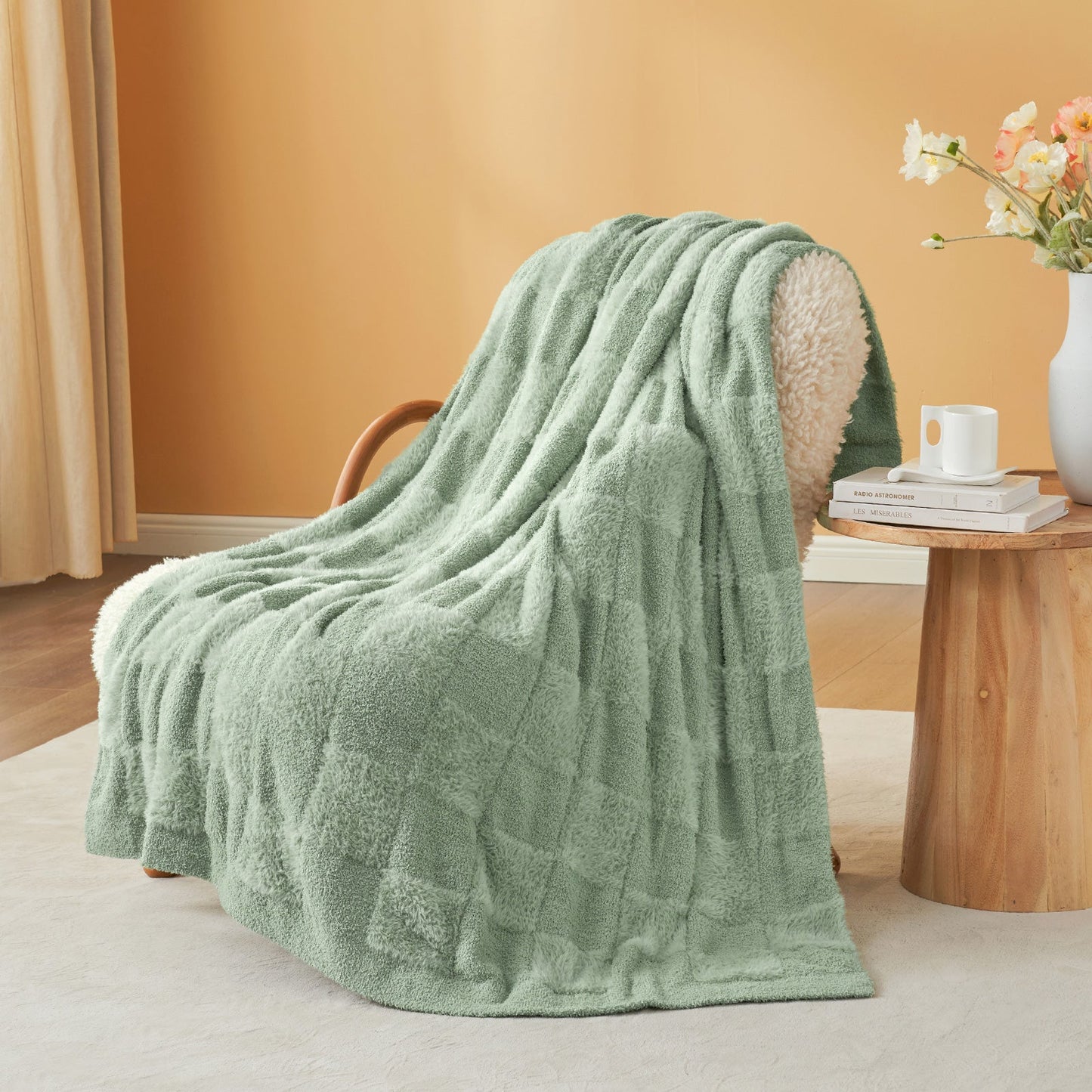 Checkered Faux Fur Feather Yarn Throw Blanket - Pink