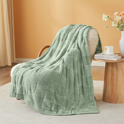 Checkered Faux Fur Feather Yarn Throw Blanket - Pink