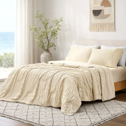Seersucker Cooling Comforter