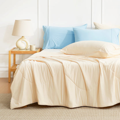 Cloud-Like Extra Cooling Comforter
