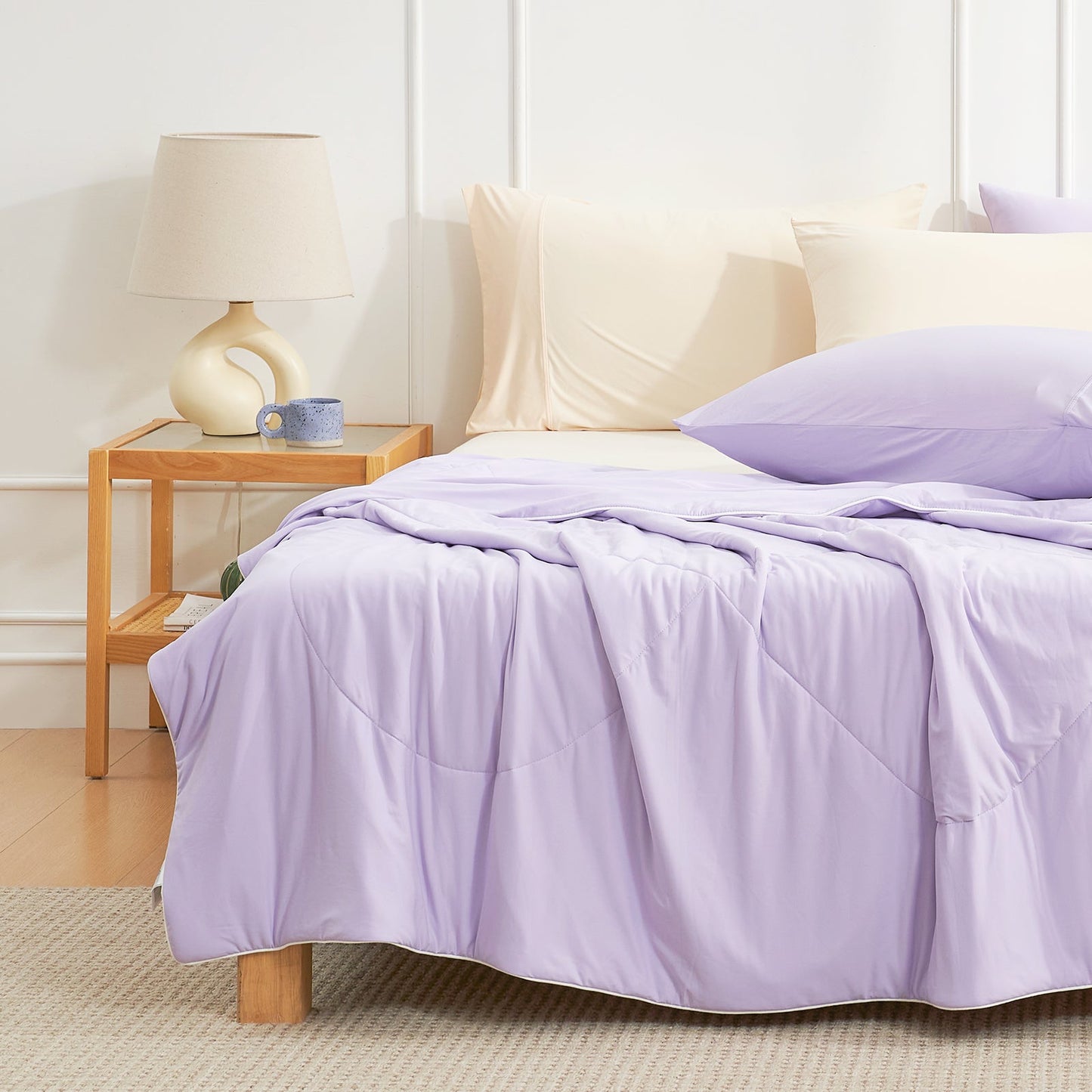 Cloud-Like Extra Cooling Comforter - Navy Blue