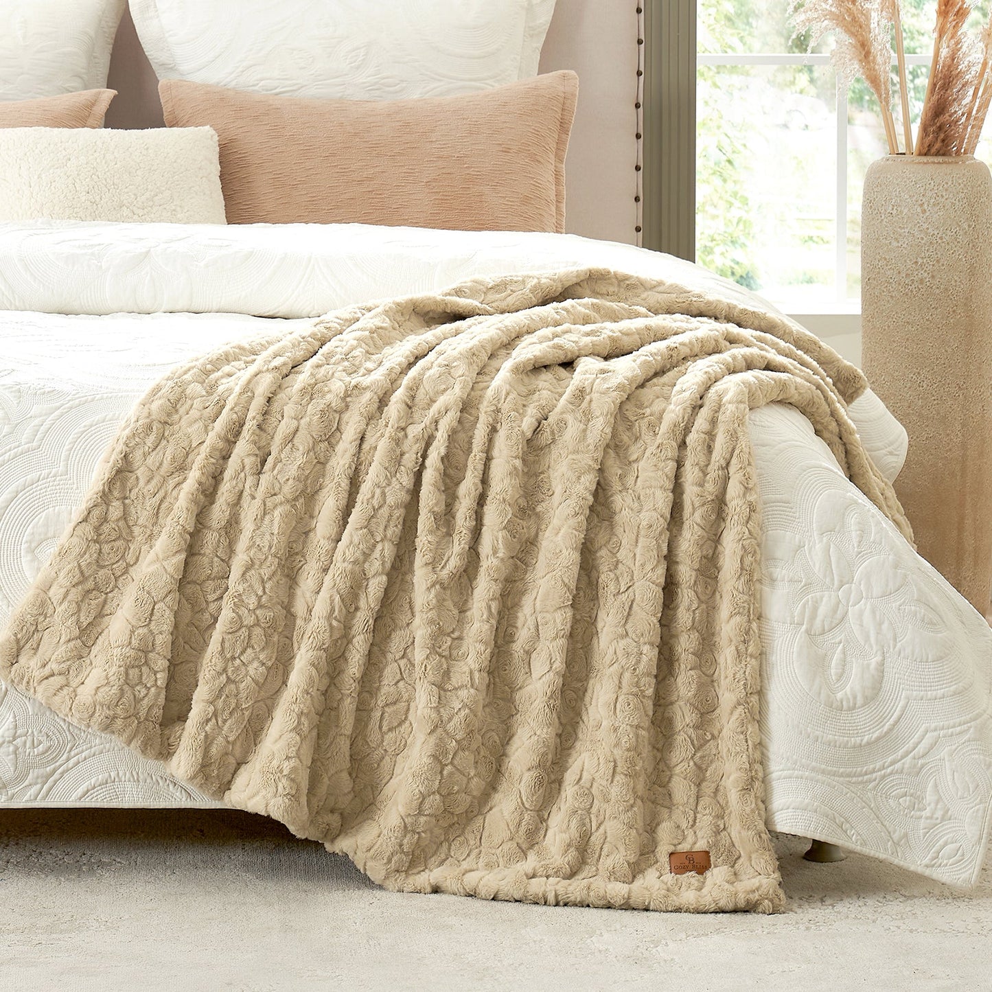 Premium Brushed Faux Fur Throw Blanket