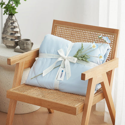 Cozy Bliss blue cooling comforter, perfect summer gift #Color_Cool Blue