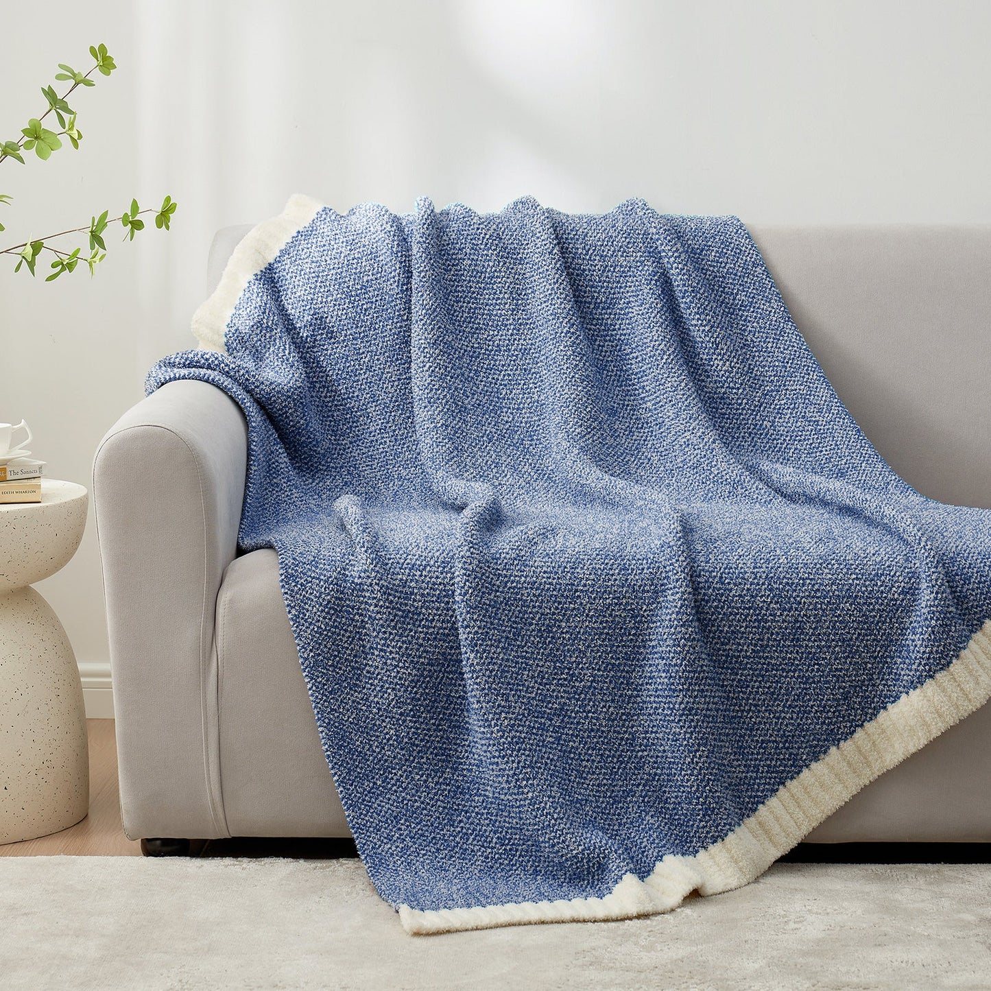Heather Feather Yarn Throw Blanket - Pale Blue